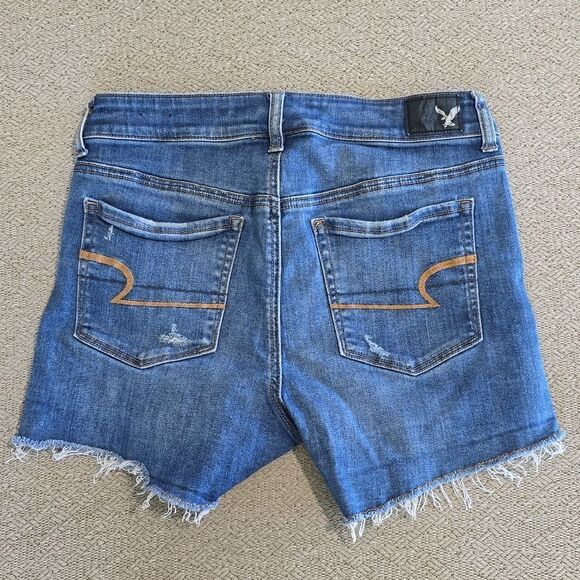American Eagle Hi Rise Shortie Super Stretch Distressed Jean Shorts - Size 10 - Picture 2 of 12